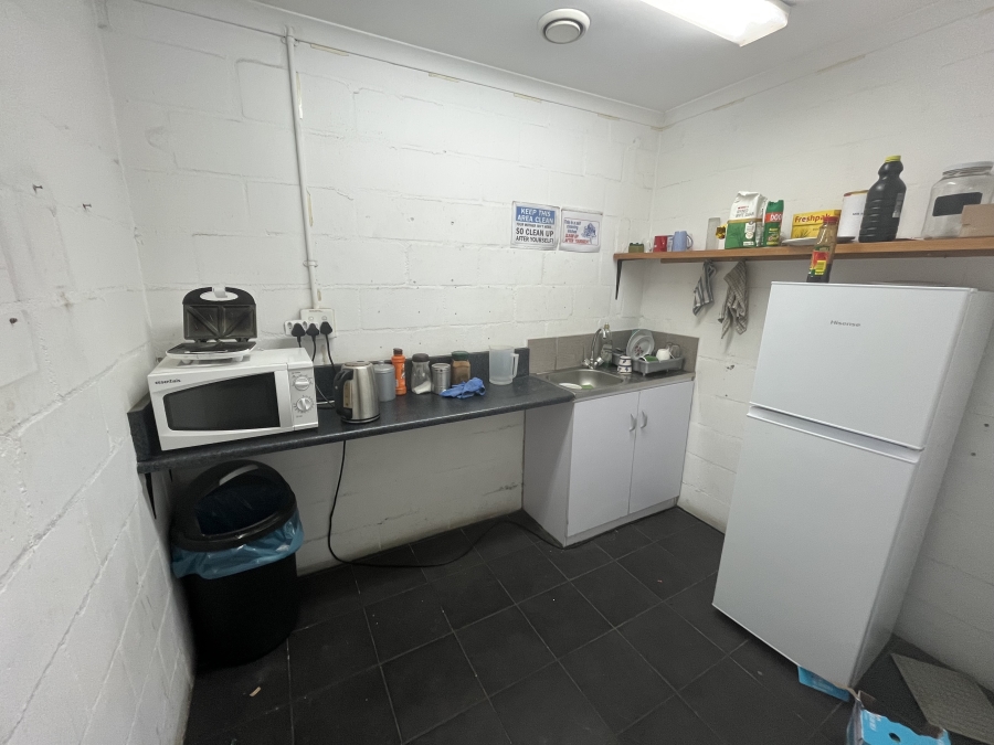 To Let commercial Property for Rent in Bellville South Industria Western Cape